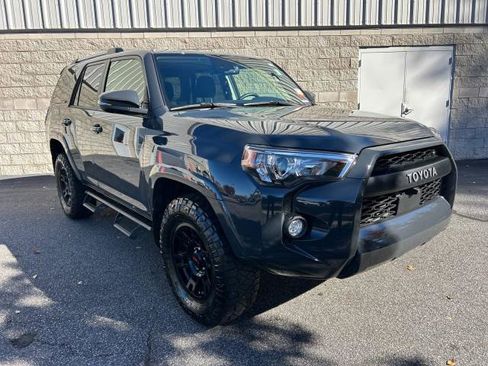 Certified 2024 Toyota 4Runner SR5 Premium image 1