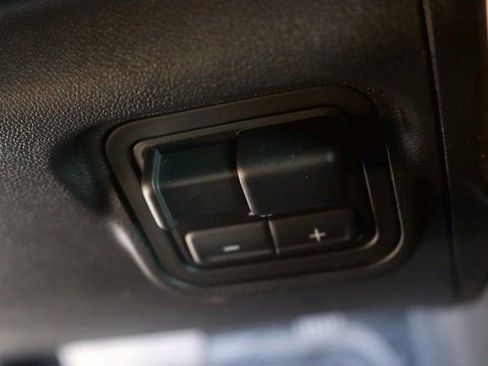 New 2025 GMC Hummer EV 2X image 25