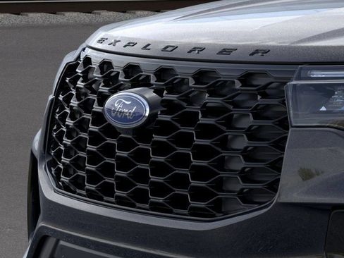New 2026 Ford Explorer ST-Line image 17