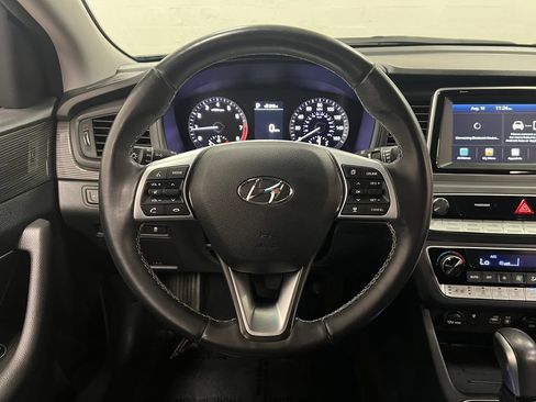 Used 2019 Hyundai Sonata Limited FWD image 16