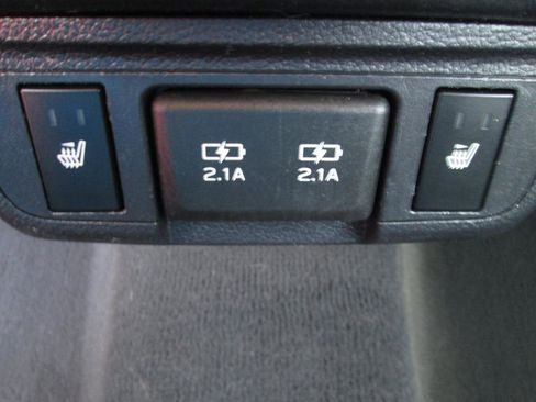 Used 2019 Subaru Outback 2.5i Limited AWD/4WD image 35