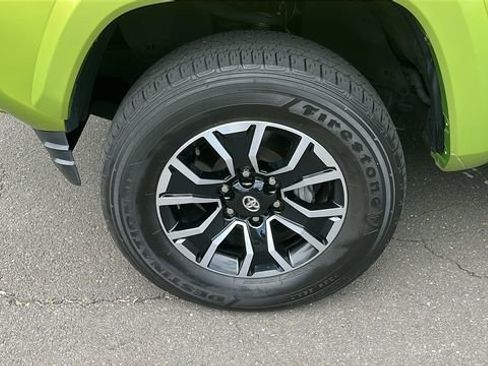 Certified 2023 Toyota Tacoma TRD Sport AWD/4WD image 7