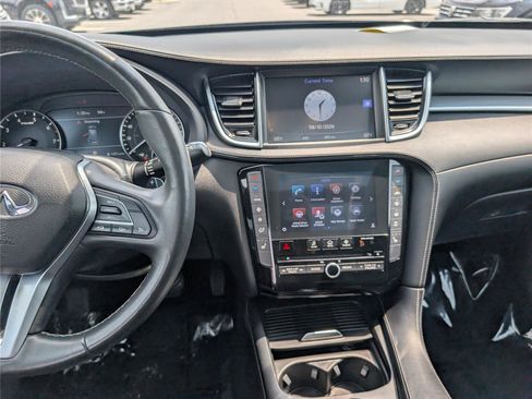 Used 2019 INFINITI QX50 Luxe AWD/4WD image 19