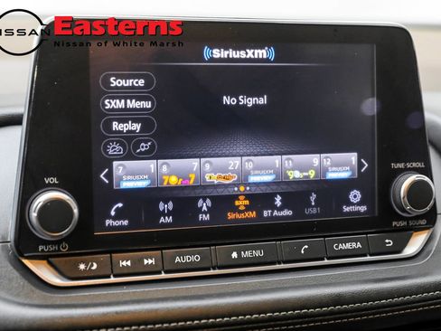 Used 2023 Nissan Rogue SV image 36