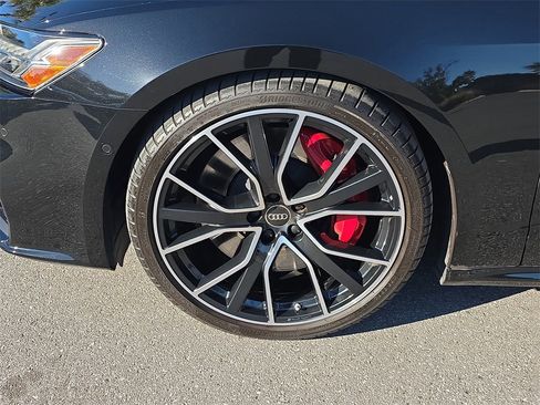 Used 2023 Audi S7 Premium Plus image 12