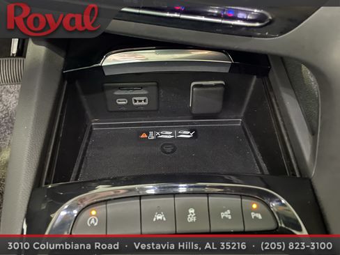 Used 2023 Buick Envision Avenir FWD image 33