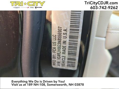 Used 2022 Jeep Grand Cherokee Limited image 35