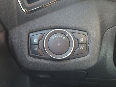 Used 2019 Ford Escape Titanium AWD/4WD image 27