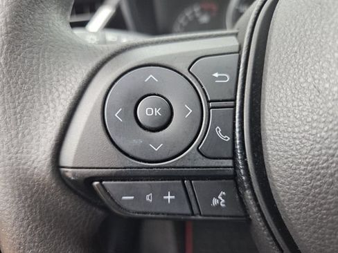 Used 2020 Toyota Corolla LE FWD image 26