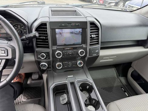 Used 2018 Ford F150 XLT w/ Equipment Group 302A Luxury AWD/4WD image 9