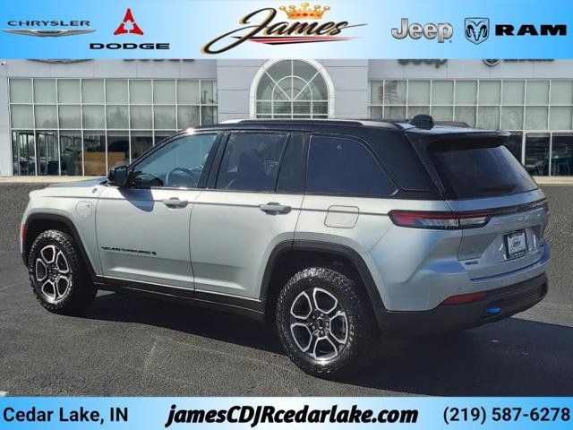 New 2023 Jeep Grand Cherokee Trailhawk AWD/4WD image 3