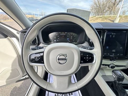 Used 2020 Volvo XC60 T5 Inscription w/ Protection Package Premier FWD image 13