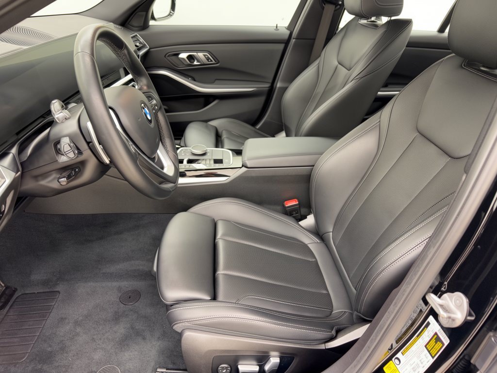 Used 2023 BMW 330i Sedan RWD image 5