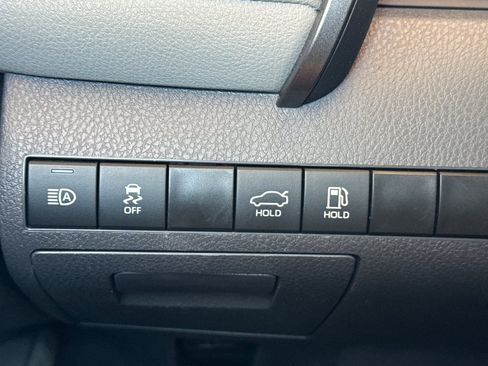 Certified 2024 Toyota Camry LE FWD image 31