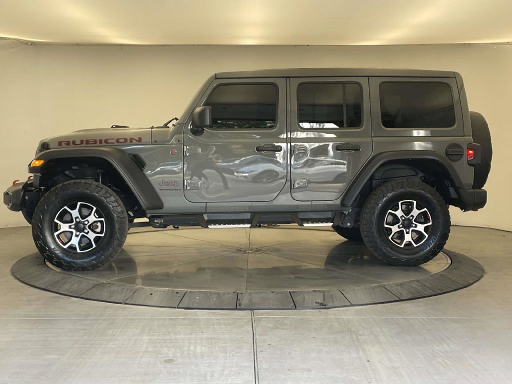 Used 2023 Jeep Wrangler Unlimited Rubicon w/ Cold Weather Group AWD/4WD image 2