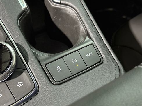 New 2025 Cadillac XT4 Premium Luxury w/ LPO, Floor Liner Package image 31