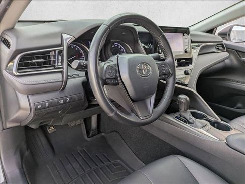 Used 2023 Toyota Camry SE image 10