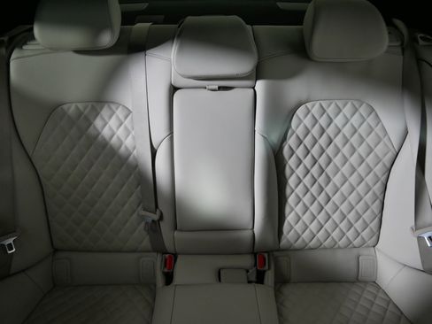 Used 2024 Genesis G70 3.3T Advanced w/ Sport Prestige Package image 13