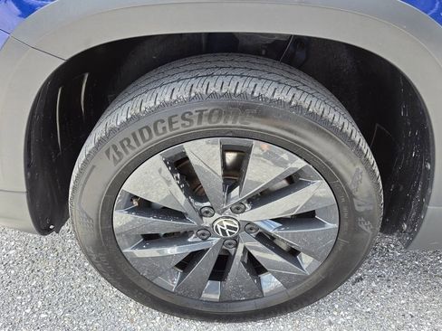Used 2024 Volkswagen Taos S image 20
