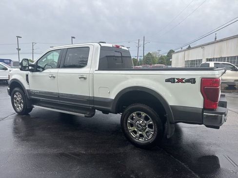 Used 2022 Ford F250 Lariat w/ Lariat Ultimate Package AWD/4WD image 3
