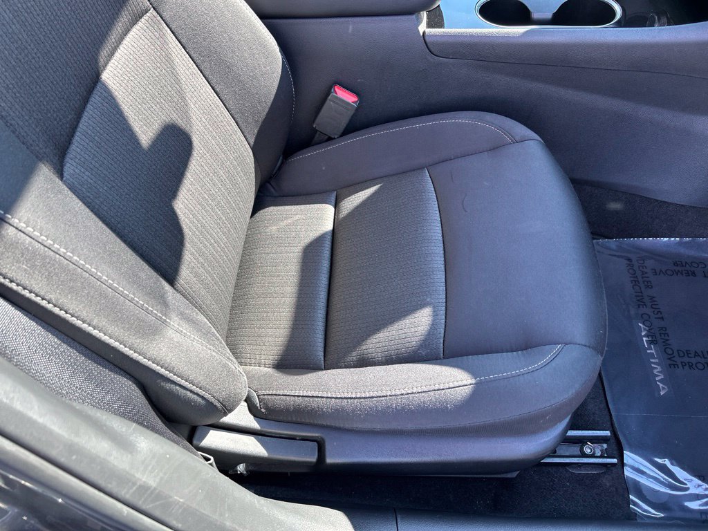 Used 2024 Nissan Altima 2.5 SV FWD image 40