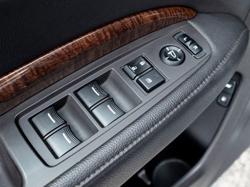 Used 2019 Acura MDX SH-AWD image 26