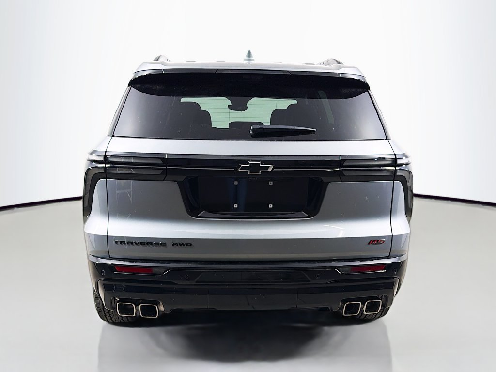 New 2026 Chevrolet Traverse RS w/ LPO, Floor Liner Package AWD/4WD image 7