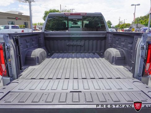 Used 2024 GMC Sierra 1500 AT4 w/ AT4 Premium Package AWD/4WD image 22