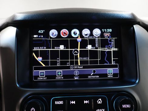 Used 2018 Chevrolet Suburban LT image 29