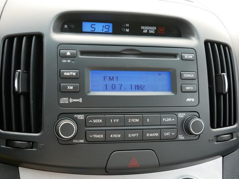 Used 2008 Hyundai Elantra SE FWD image 22