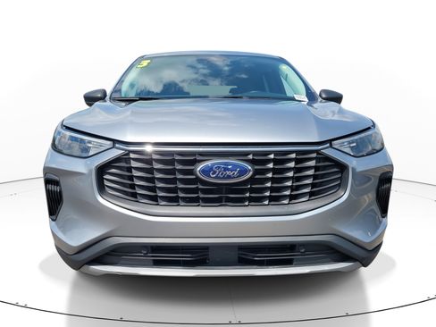 Used 2023 Ford Escape Active w/ Tech Pack #1 image 2