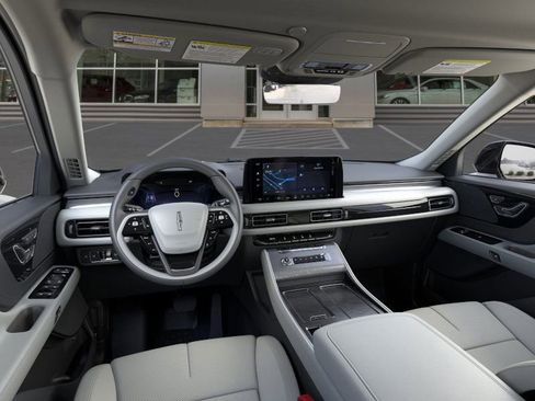 New 2026 Lincoln Aviator AWD image 14