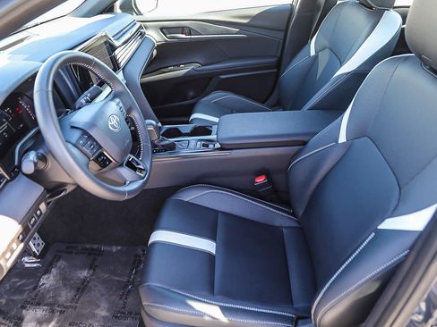 Certified 2025 Toyota Camry SE image 18