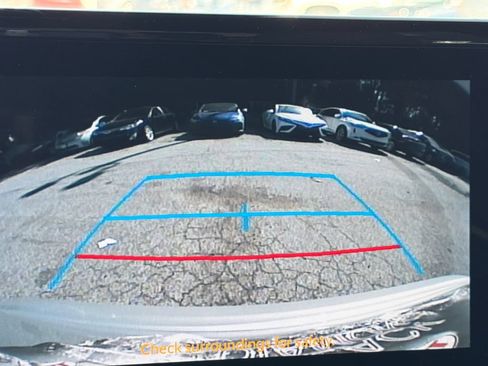 Used 2024 Toyota Corolla SE FWD image 33
