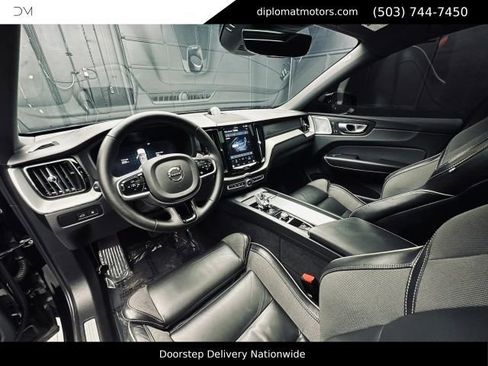 Used 2024 Volvo XC60 T8 Polestar AWD/4WD image 16