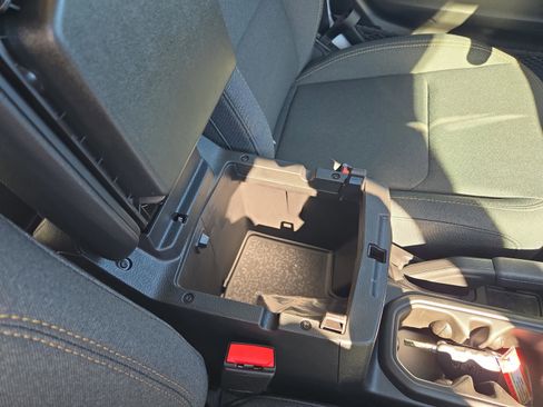 New 2025 Jeep Gladiator Sport image 30