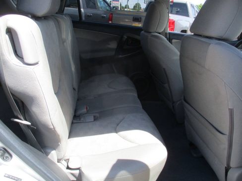 Used 2011 Toyota RAV4 4WD w/ Base L4 Extra Value Pkg image 31