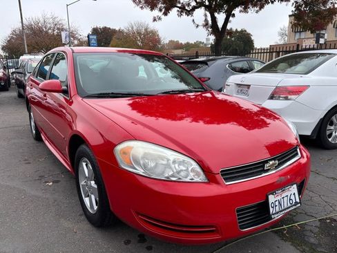 Used 2009 Chevrolet Impala LT FWD image 3