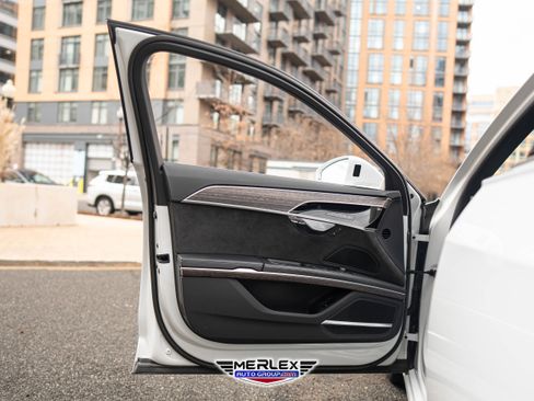 Used 2021 Audi A8 L 3.0T w/ Executive Plus Package image 43