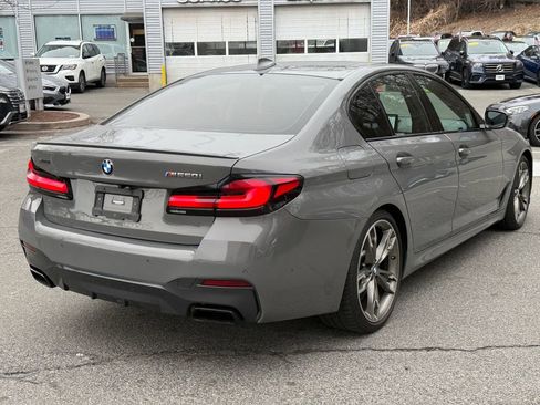 Used 2022 BMW M550i xDrive w/ Dynamic Handling Package image 6