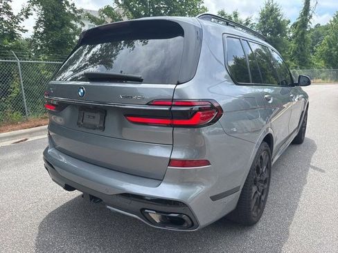 Used 2024 BMW X7 xDrive40i w/ M Sport Package AWD/4WD image 5