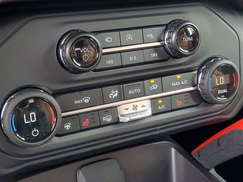 New 2024 Ford Bronco Heritage Edition image 23