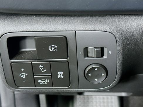 Used 2024 Hyundai Ioniq 6 SE image 17