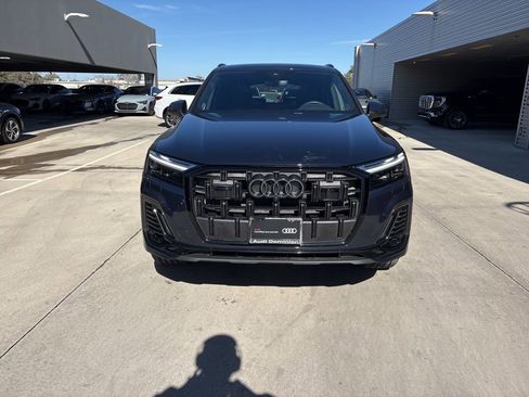 Used 2025 Audi Q7 2.0T Premium Plus w/ Premium Plus Package image 2