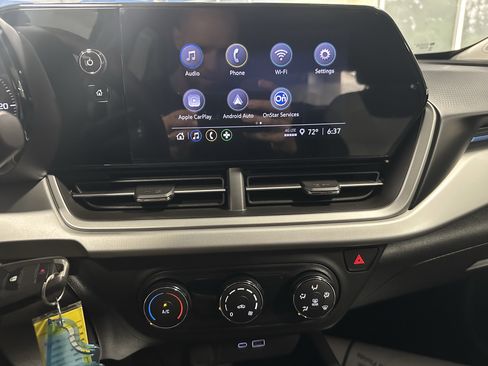 Used 2024 Chevrolet Trax LS FWD image 14