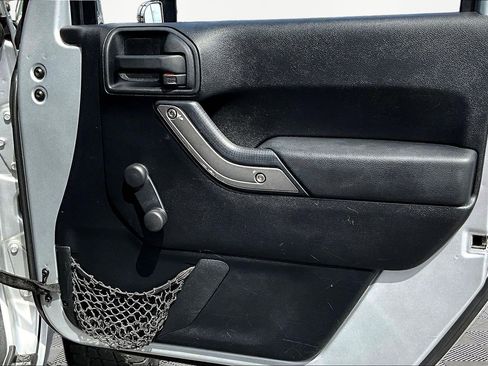 Used 2011 Jeep Wrangler Unlimited Sport w/ Mopar Chrome Edition Group image 26