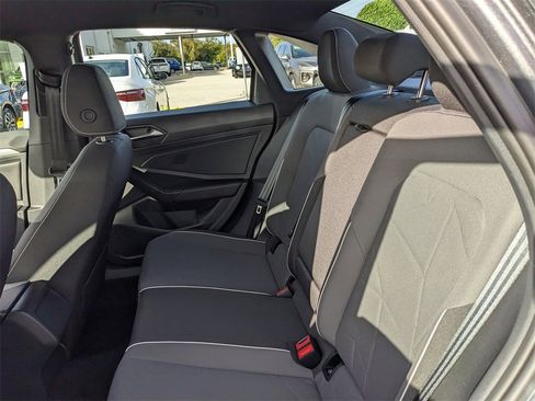 Certified 2025 Volkswagen Jetta Sport image 17