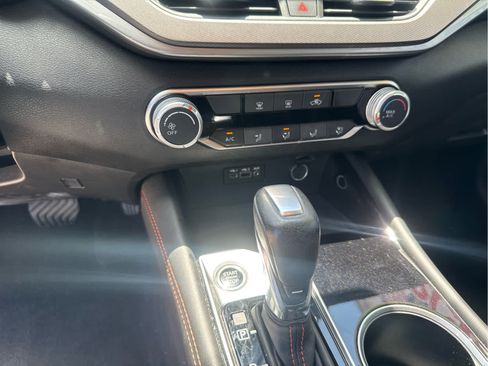 Used 2023 Nissan Altima 2.5 SR AWD/4WD image 27