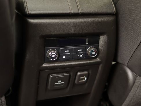 Used 2023 Chevrolet Traverse High Country w/ LPO, Floor Liner Package AWD/4WD image 30