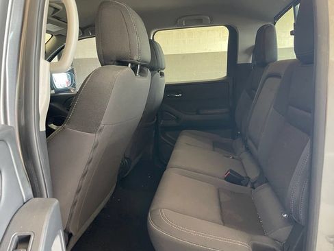 Certified 2025 Nissan Frontier SV w/ SV Convenience Package AWD/4WD image 16